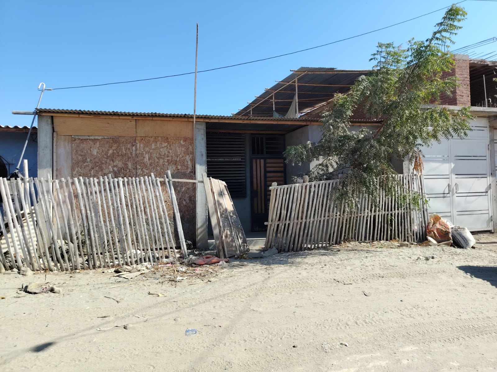 CASA en remate judicial en CASTILLA — PIURA