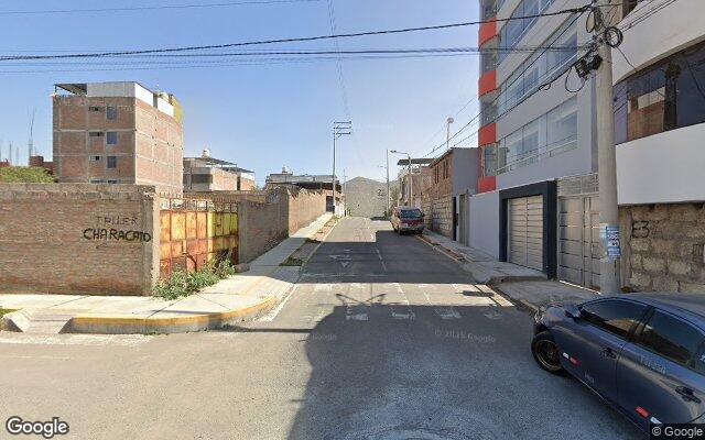 CASA en remate judicial en TIABAYA — AREQUIPA