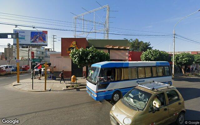 Vista de calle del inmueble (Google Street View)