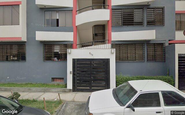 Vista de calle del inmueble (Google Street View)